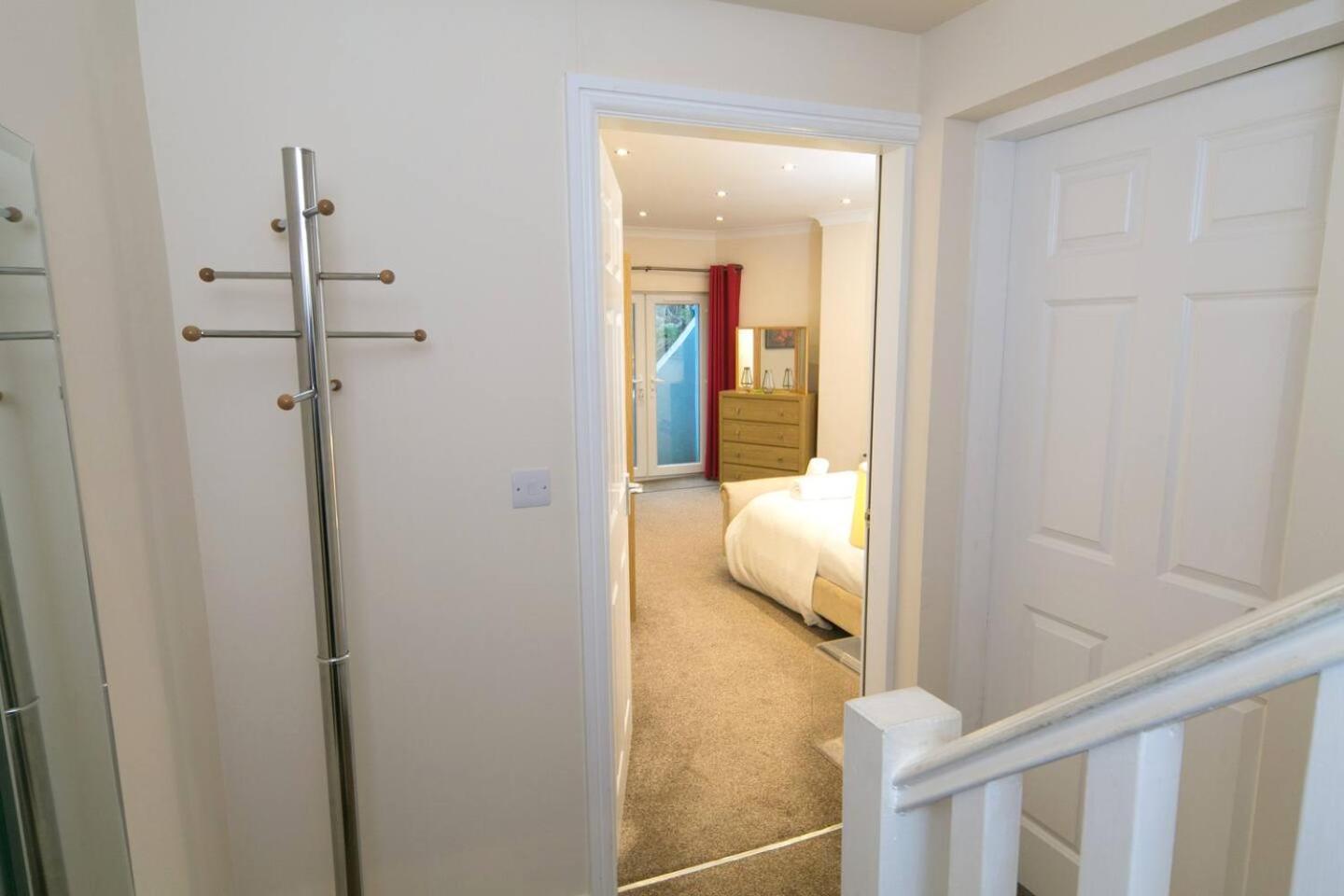 Pass The Keys Hafan Stylish 2 Bedroom Sea View Apartment Pwllheli Exteriér fotografie