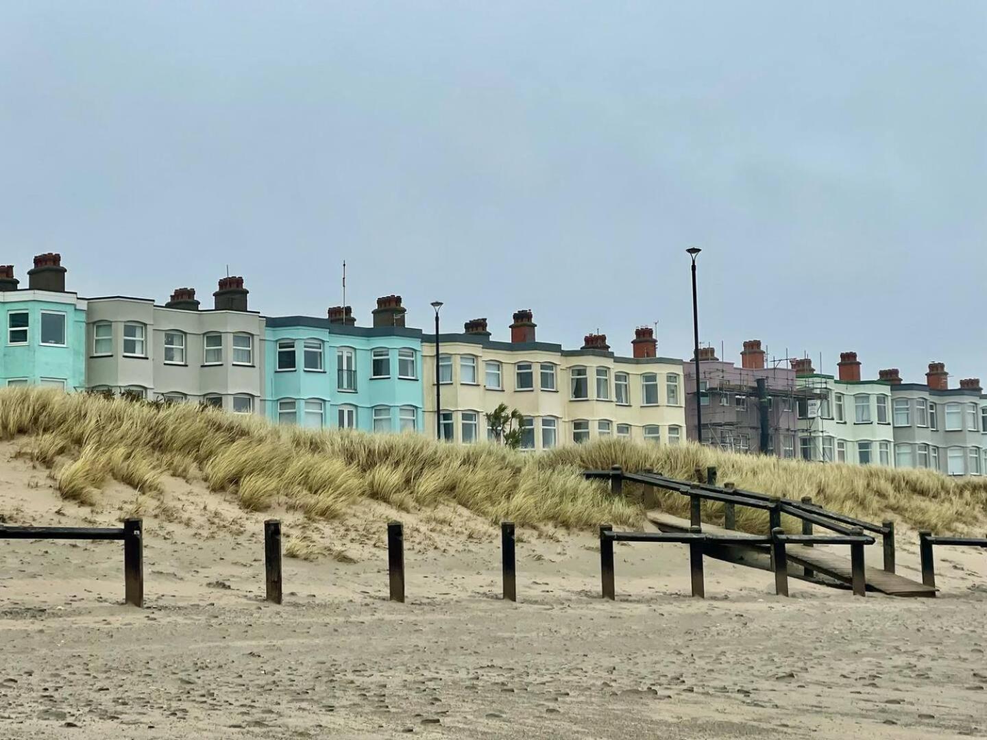 Pass The Keys Hafan Stylish 2 Bedroom Sea View Apartment Pwllheli Exteriér fotografie